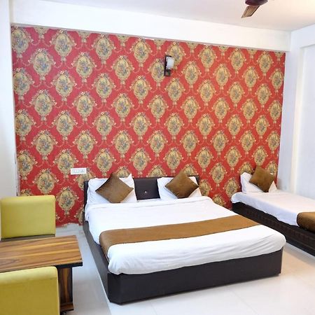 The Jordan Palace Indore Luaran gambar