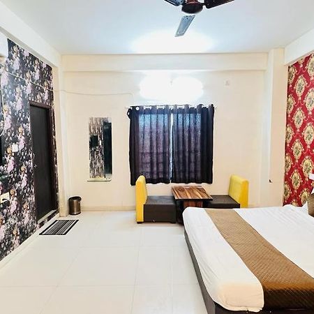 The Jordan Palace Indore Luaran gambar